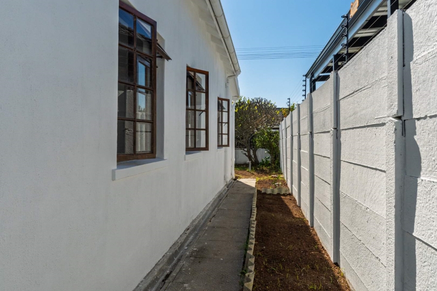 4 Bedroom Property for Sale in Claremont Western Cape